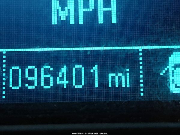 2013 CHEVROLET EQUINOX LS — I118