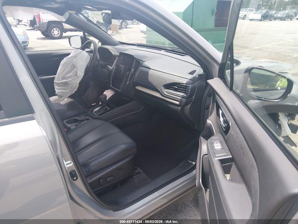 2025 SUBARU FORESTER LIMITED — I5