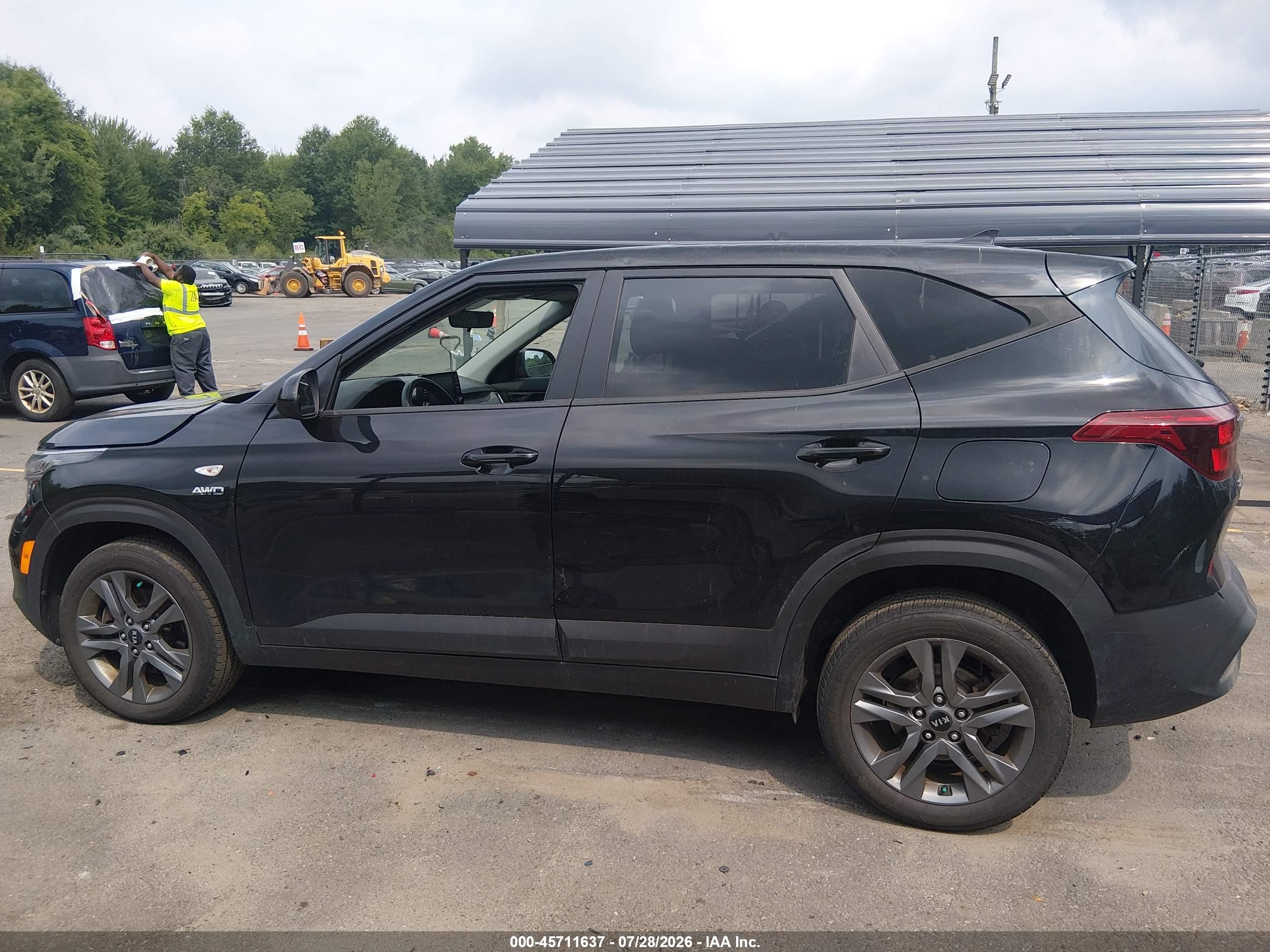 2021 KIA SELTOS LX