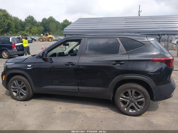2021 KIA SELTOS LX