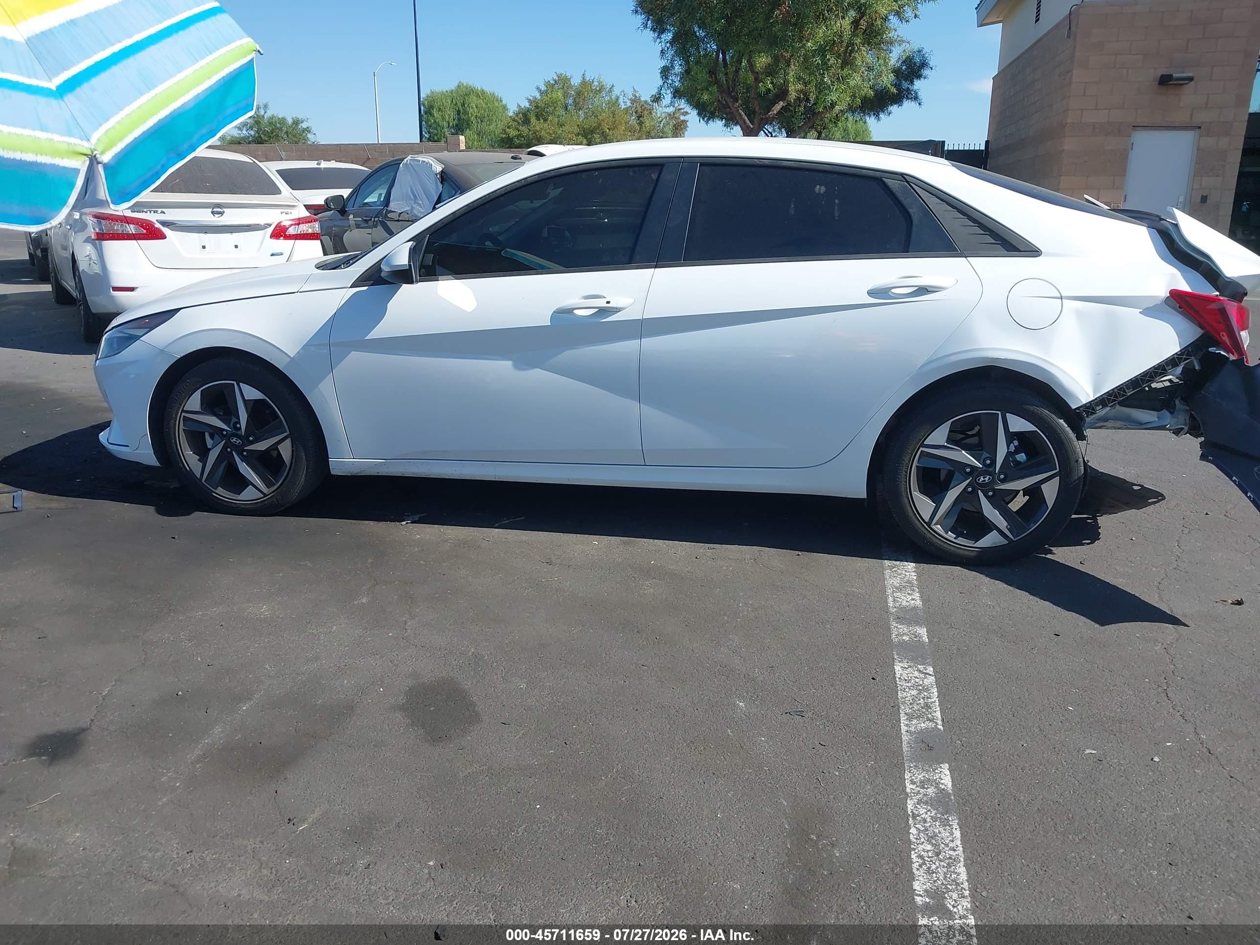 2023 HYUNDAI ELANTRA SEL
