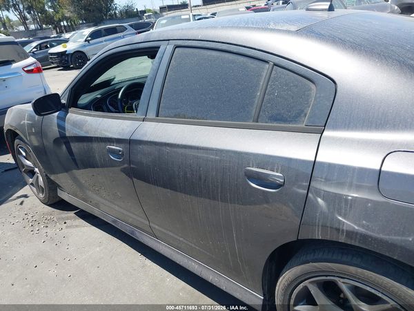 2015 DODGE CHARGER SXT