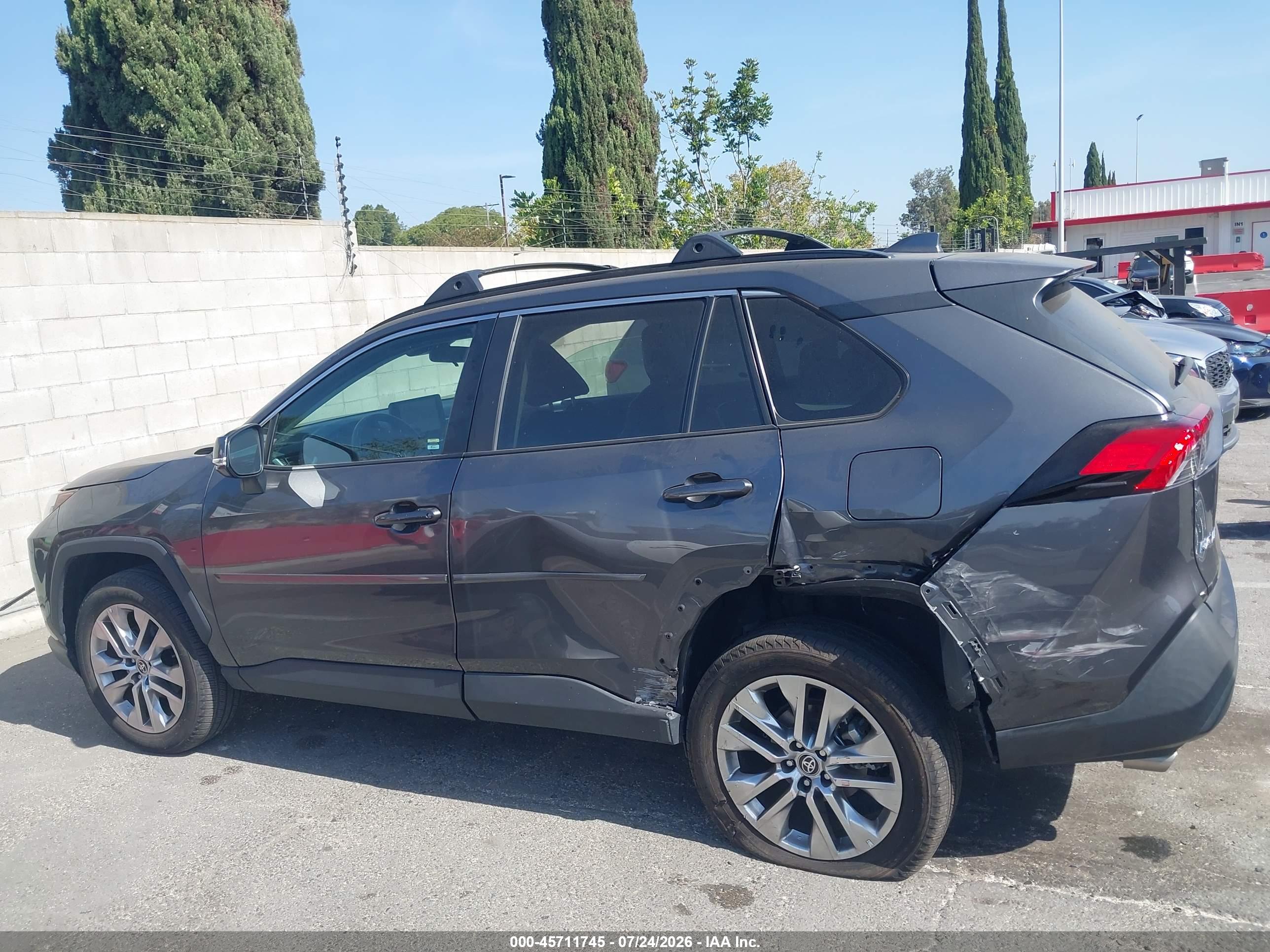2024 TOYOTA RAV4 XLE PREMIUM