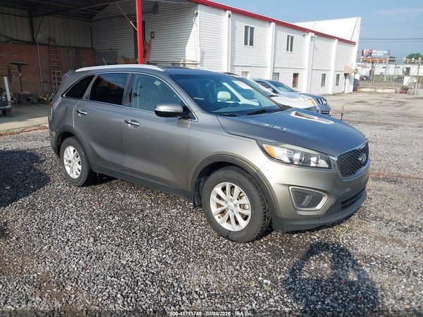 2017 KIA SORENTO 2.4L LX