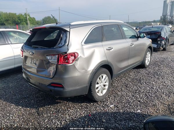 2017 KIA SORENTO 2.4L LX