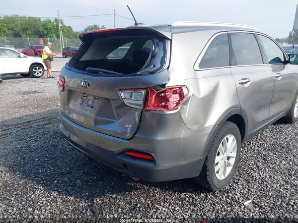 2017 KIA SORENTO 2.4L LX
