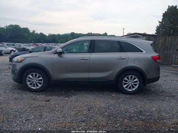 2017 KIA SORENTO 2.4L LX