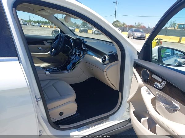 2019 MERCEDES-BENZ GLC 300 4MATIC