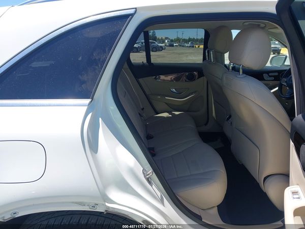 2019 MERCEDES-BENZ GLC 300 4MATIC