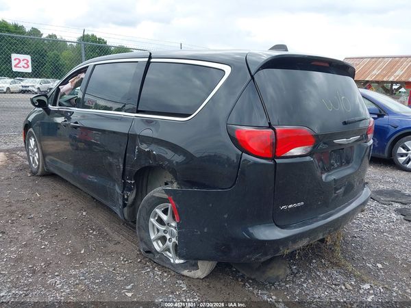 2023 CHRYSLER VOYAGER LX