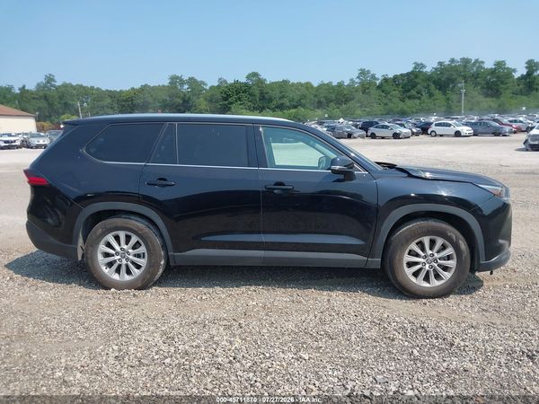 2025 TOYOTA GRAND HIGHLANDER XLE