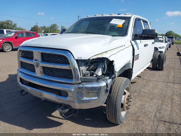 2017 RAM 5500 CHASSIS TRADESMAN/SLT/LARAMIE
