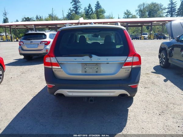 2016 VOLVO XC70 T5 PREMIER