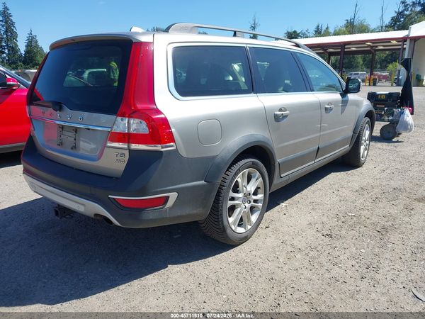 2016 VOLVO XC70 T5 PREMIER