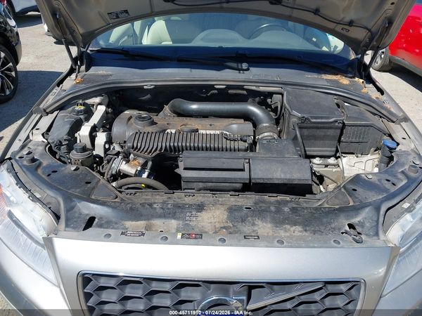 2016 VOLVO XC70 T5 PREMIER