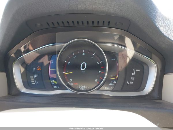 2016 VOLVO XC70 T5 PREMIER