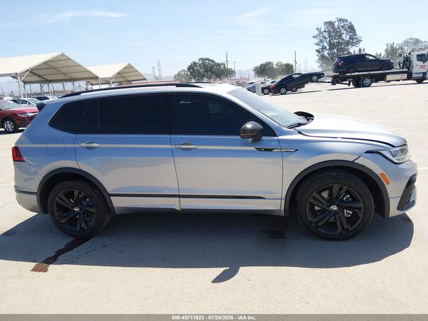 2024 VOLKSWAGEN TIGUAN 2.0T SE R-LINE BLACK — I116