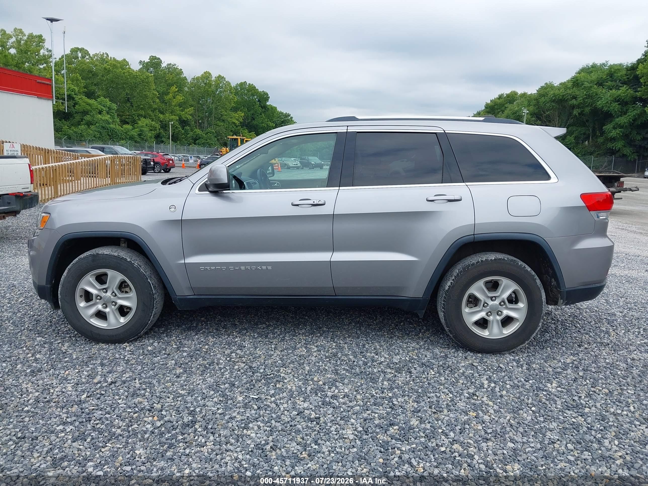 2016 JEEP GRAND CHEROKEE LAREDO