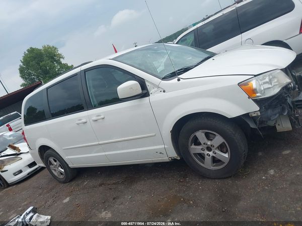 2013 DODGE GRAND CARAVAN SXT