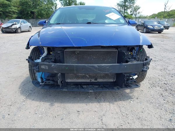 2022 HYUNDAI ELANTRA SE
