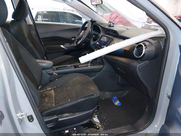 2024 NISSAN KICKS SV XTRONIC CVT — I5