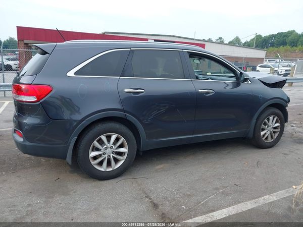 2017 KIA SORENTO 2.4L LX