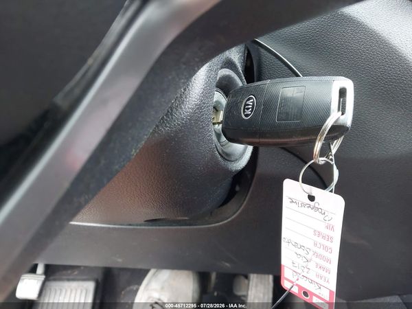 2017 KIA SORENTO 2.4L LX