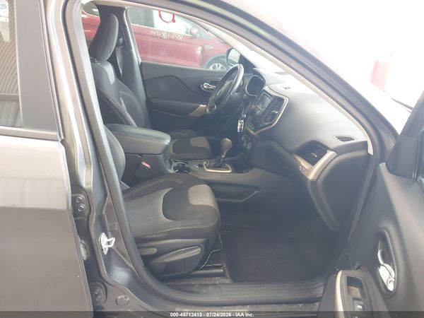 2018 JEEP CHEROKEE LATITUDE FWD