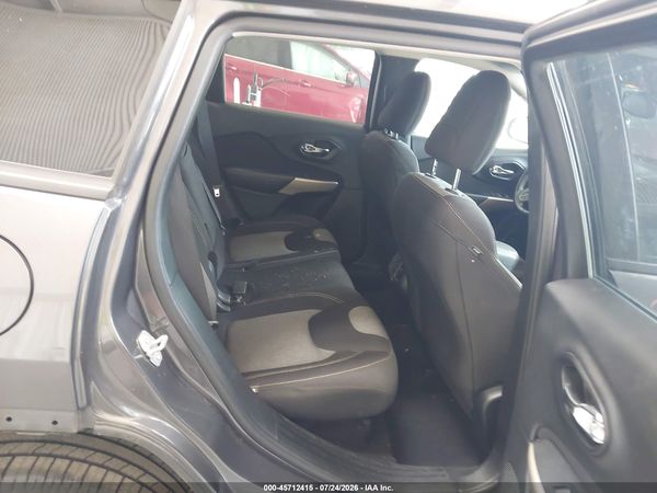 2018 JEEP CHEROKEE LATITUDE FWD
