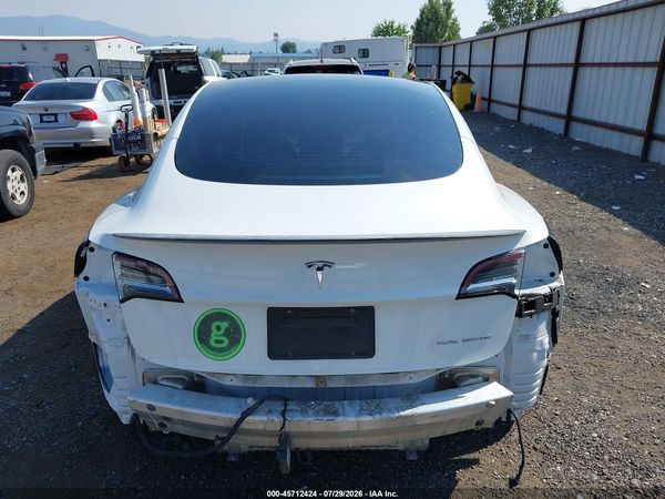 2021 TESLA MODEL 3