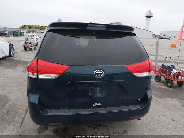 2012 TOYOTA SIENNA LE V6 8 PASSENGER