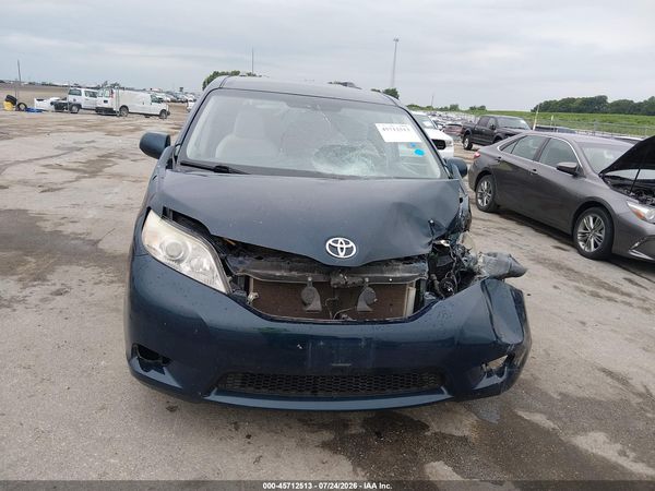 2012 TOYOTA SIENNA LE V6 8 PASSENGER