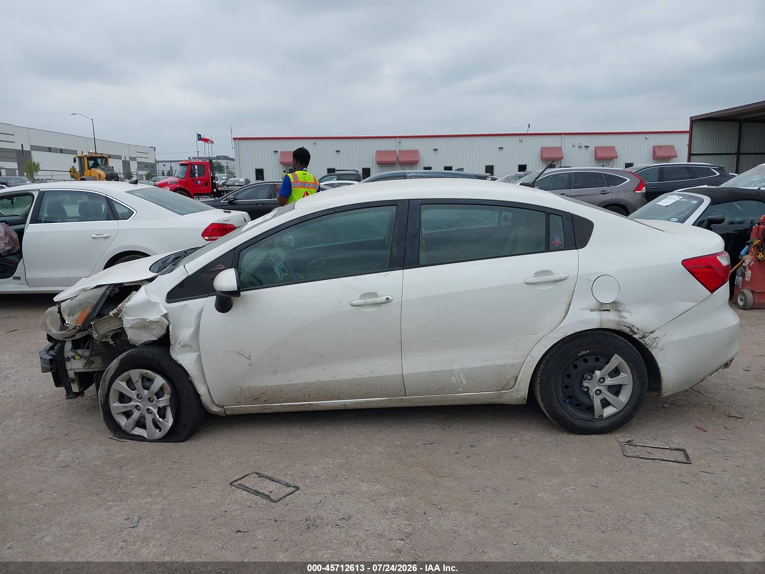 2016 KIA RIO LX