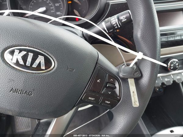 2016 KIA RIO LX