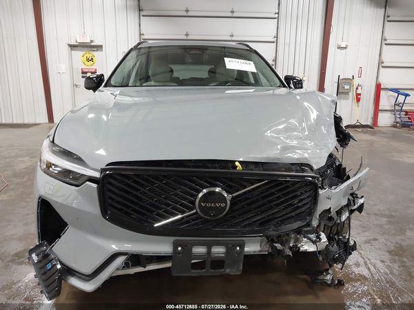 2026 VOLVO XC60 B5 ULTRA