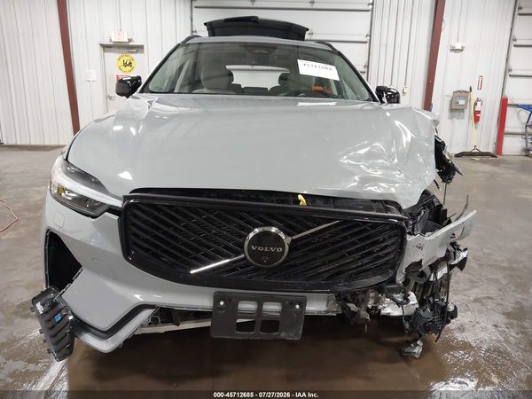 2026 VOLVO XC60 B5 ULTRA