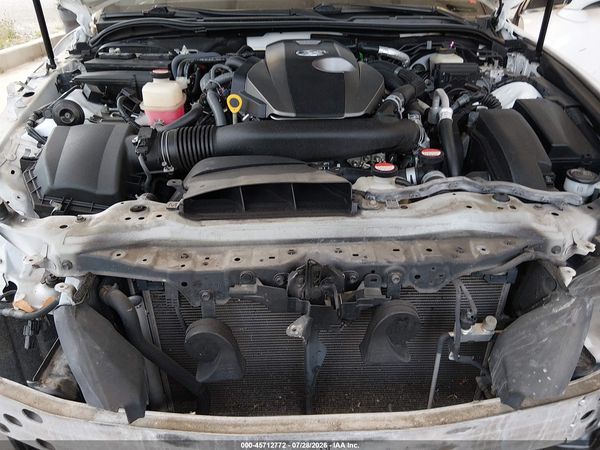 2016 LEXUS IS 200T