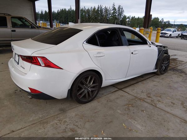 2016 LEXUS IS 200T