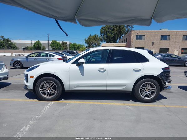 2019 PORSCHE MACAN