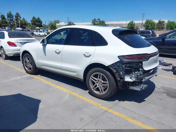 2019 PORSCHE MACAN