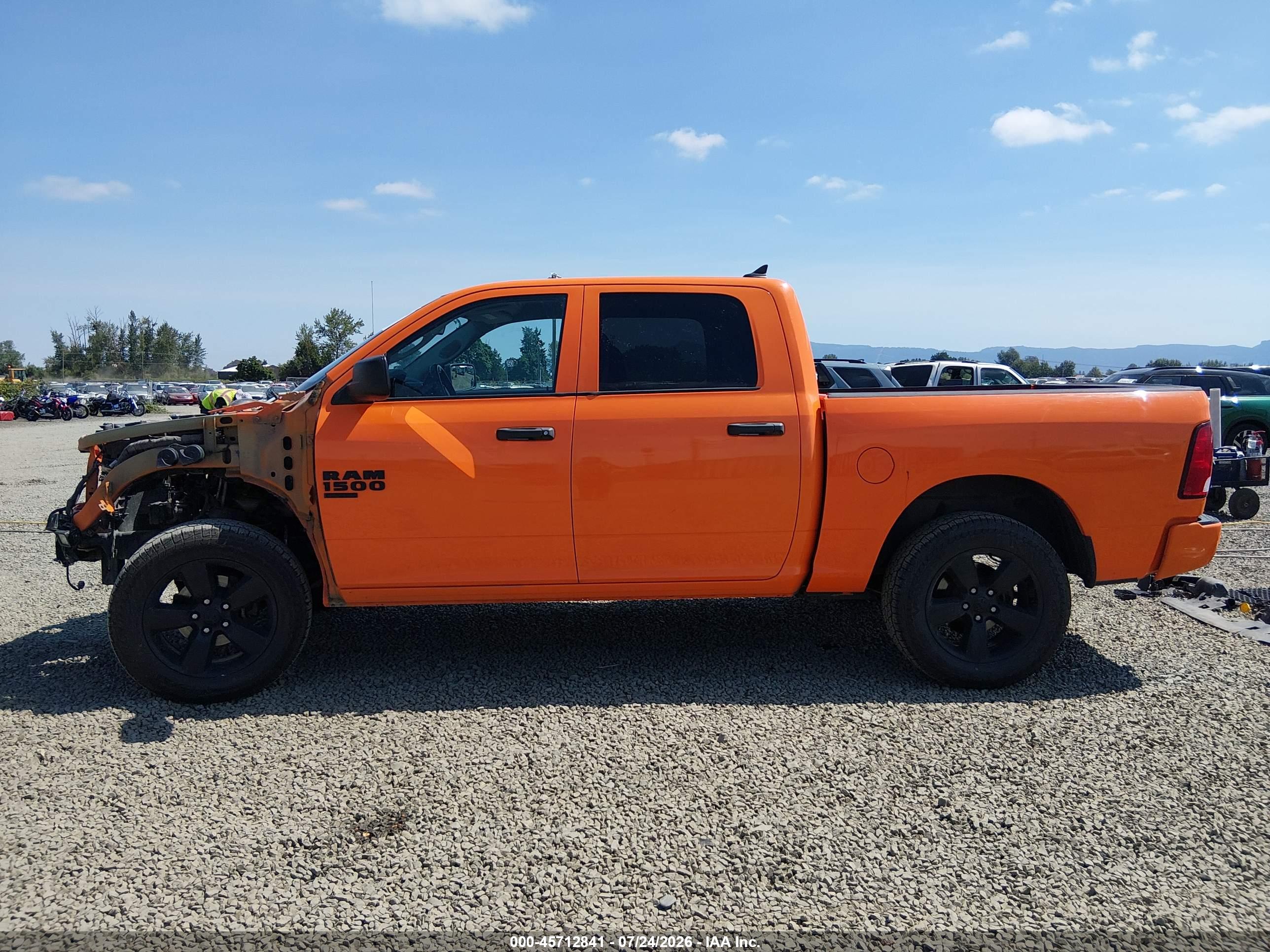 2019 RAM 1500 CLASSIC EXPRESS  4X4 5'7 BOX