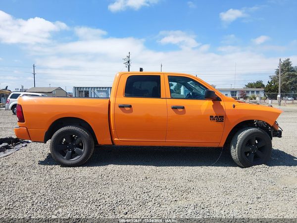 2019 RAM 1500 CLASSIC EXPRESS  4X4 5'7 BOX