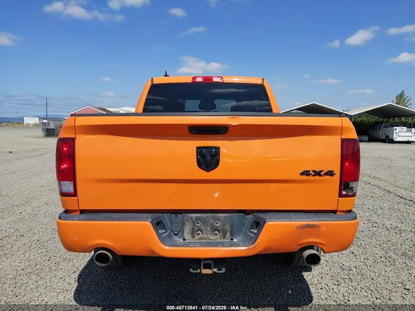 2019 RAM 1500 CLASSIC EXPRESS  4X4 5'7 BOX