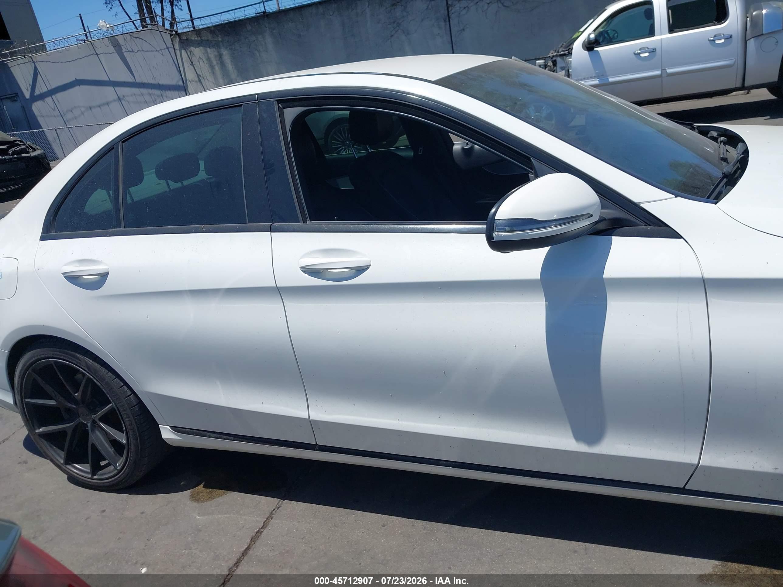 2016 MERCEDES-BENZ C 300 C300