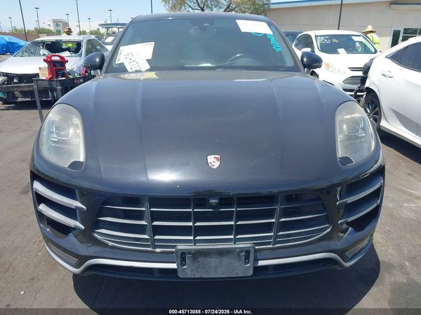 2017 PORSCHE MACAN