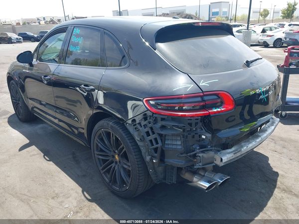 2017 PORSCHE MACAN