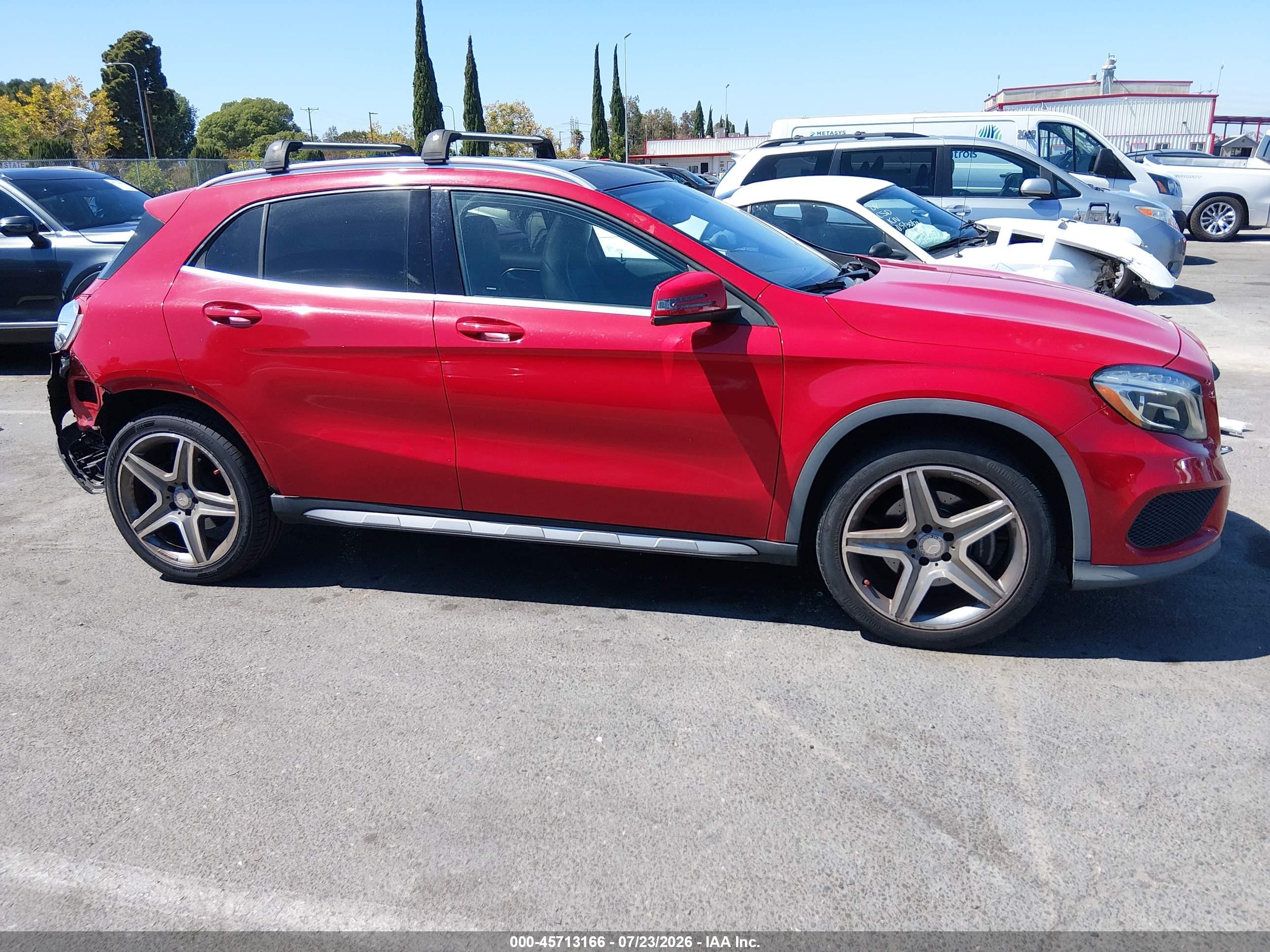 2015 MERCEDES-BENZ GLA 250 4MATIC