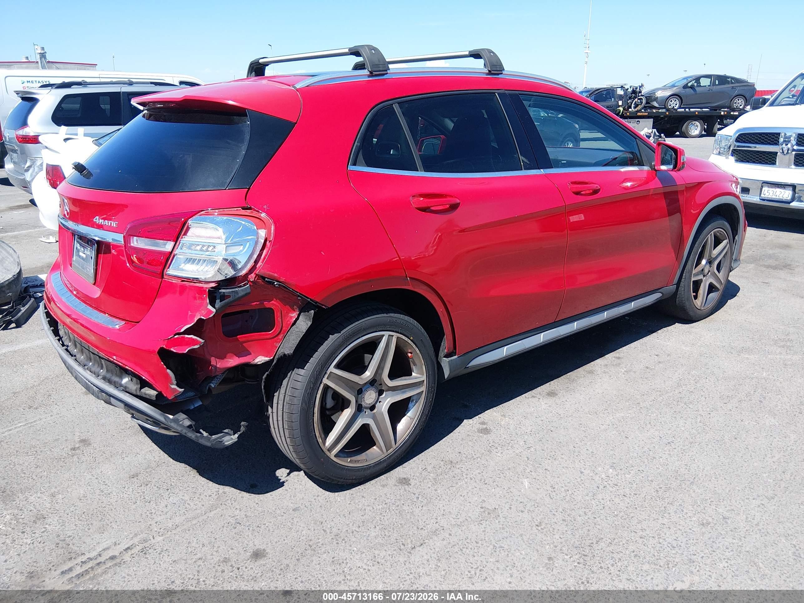 2015 MERCEDES-BENZ GLA 250 4MATIC