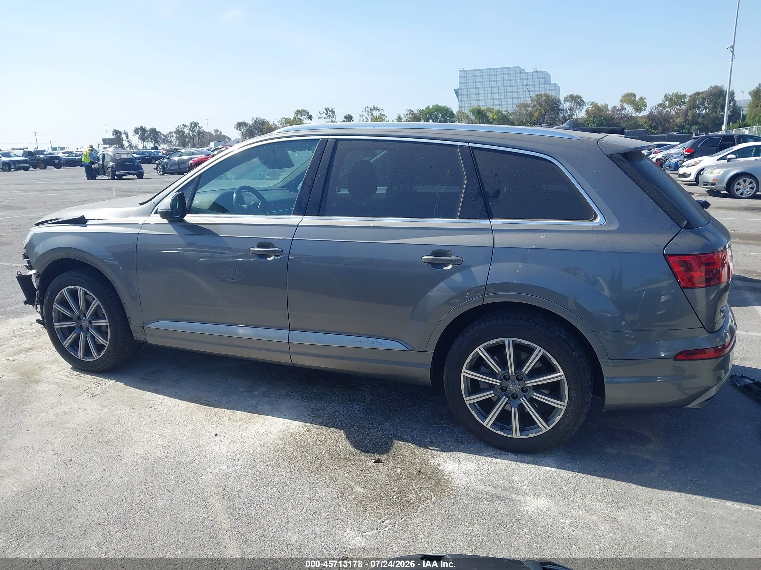 2017 AUDI Q7 3.0T PREMIUM
