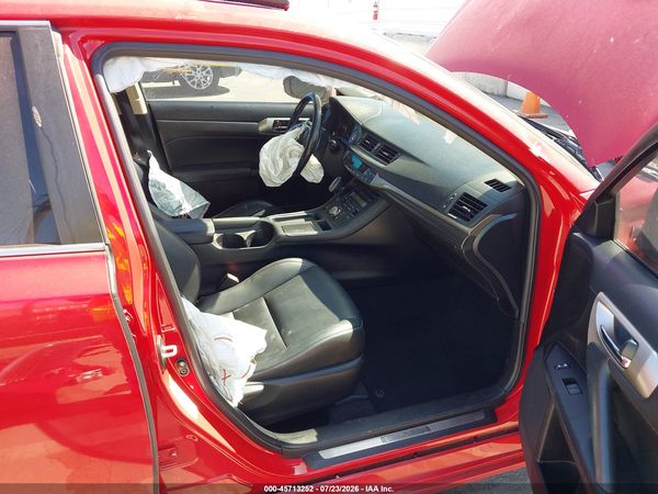 2016 LEXUS CT 200H